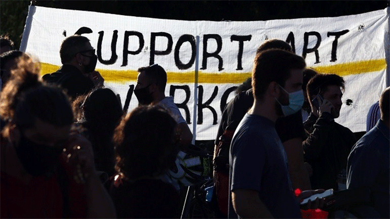 ΚΥΑ: Tα μέτρα στήριξης επαγγελματιών της τέχνης και του πολιτισμού, ξεναγών και τουριστικών συνοδών