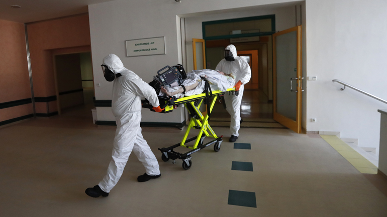 Ρεκόρ θανάτων στη Ρωσία λόγω κορωνοϊού