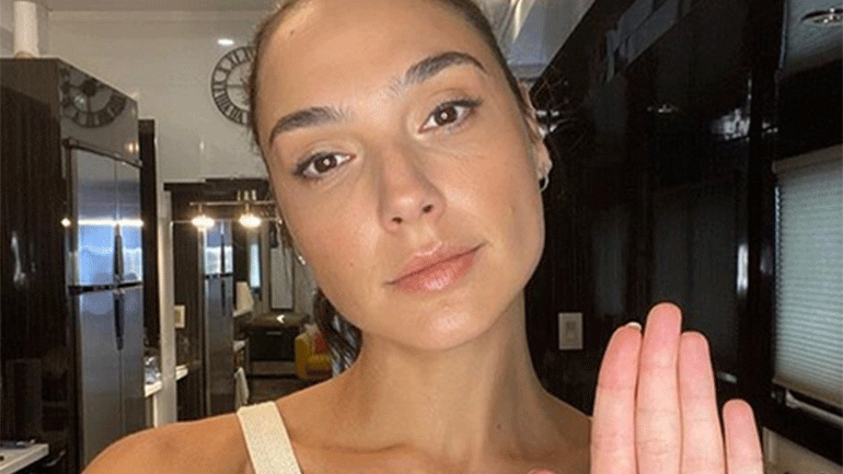 Η Γκαλ Γκαντότ συμμετέχει μαζί με τη Ρόμπιν Ράιτ σε παγκόσμια εκστρατεία κατά των γάμων στην εφηβεία