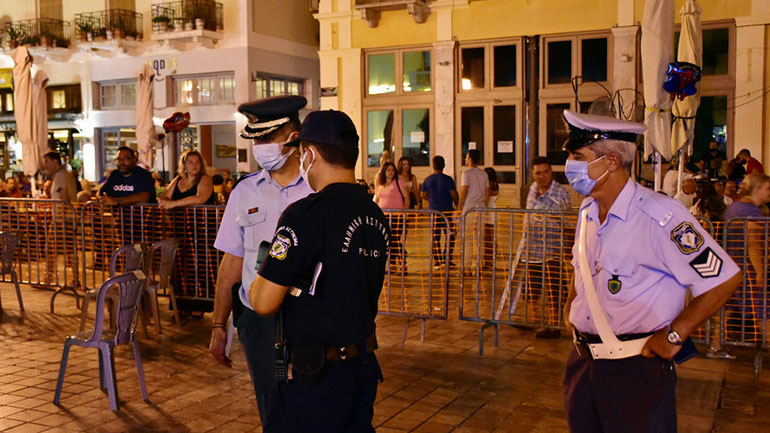 Εντατικοί έλεγχοι και πρόστιμα στο πλαίσιο τήρησης των μέτρων κατά του κορωνοϊού στην Αττική