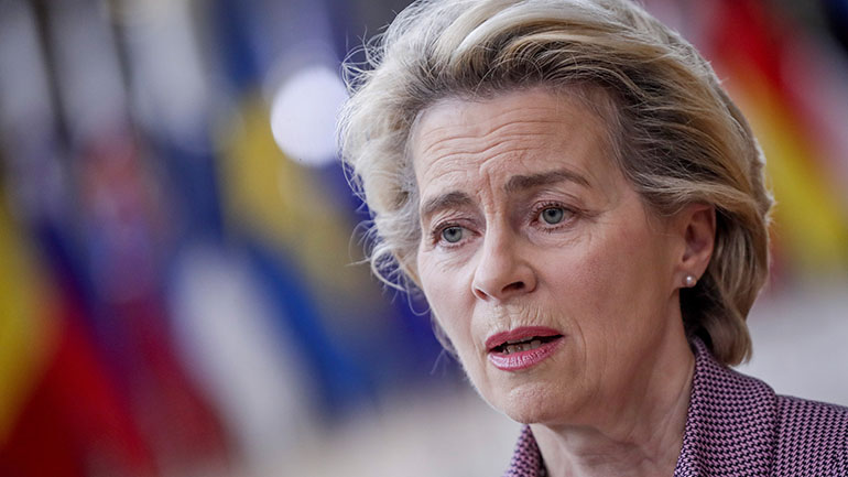 Φον ντερ Λάιεν: «Παραμένουμε ενωμένοι και αποφασισμένοι απέναντι στη βαρβαρότητα και τον φανατισμό»