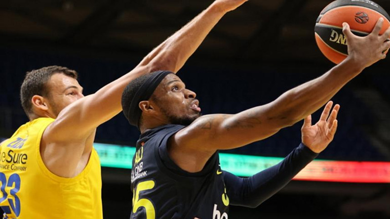 Euroleague: Δεύτερο «διπλό» για τη Φενερμπαχτσέ, νίκησε 75-65 την Μακάμπι στο Τελ Αβίβ