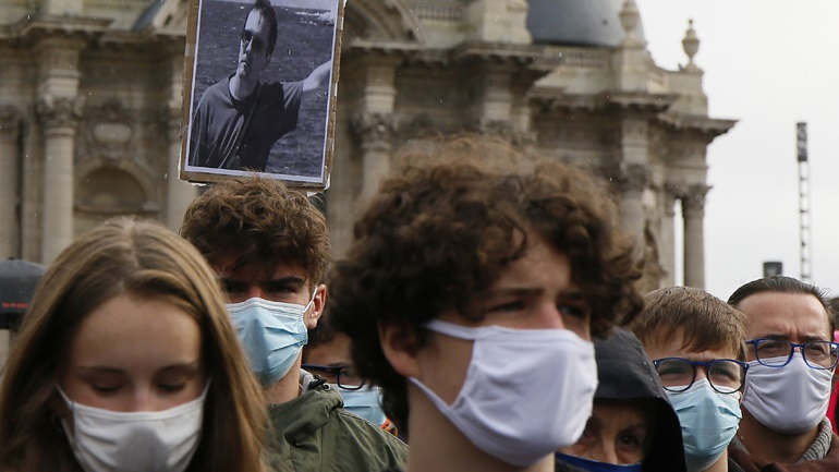 Φόρος τιμής στον καθηγητή Σαμουέλ Πατί τη Δευτέρα στα σχολεία της Γαλλίας
