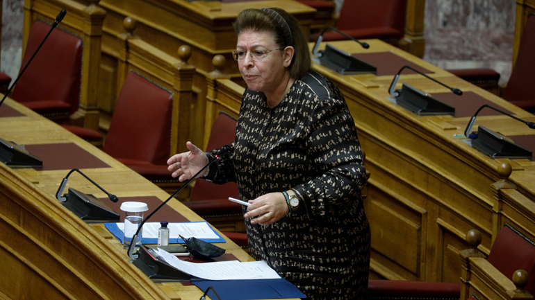 Βουλή: Έντονη αντιπαράθεση για τα αρχαία του σταθμού Βενιζέλος και τον τύμβο των Σαλαμινομάχων