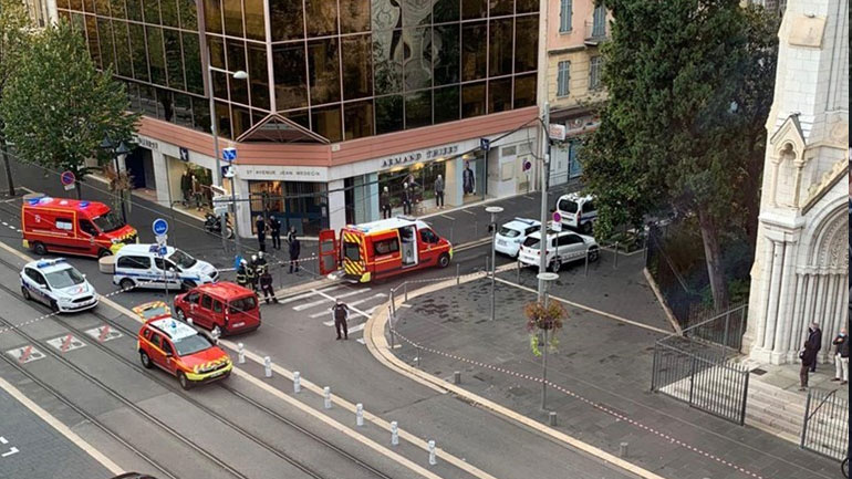 Επίθεση στη Γαλλία: Χειροπέδες σε έναν 47χρονο που φέρεται να έχει σχέση με τον δράστη