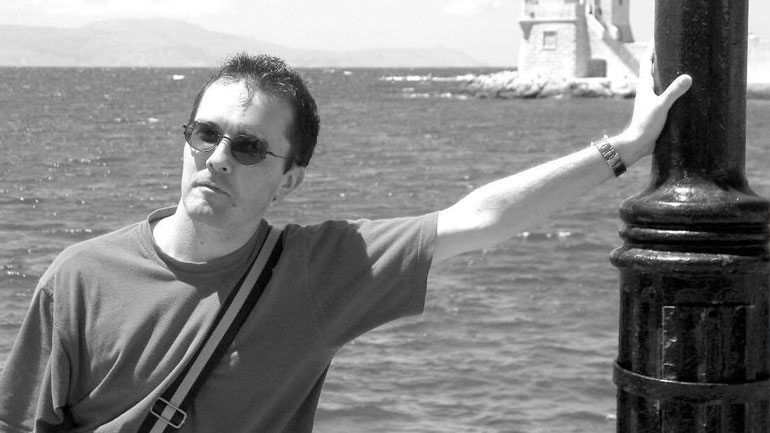 Ενός λεπτού σιγή στα σχολεία στη μνήμη του Γάλλου εκπαιδευτικού Σαμουέλ Πατί