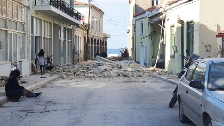 Η Σάμος μετράει τις πληγές της