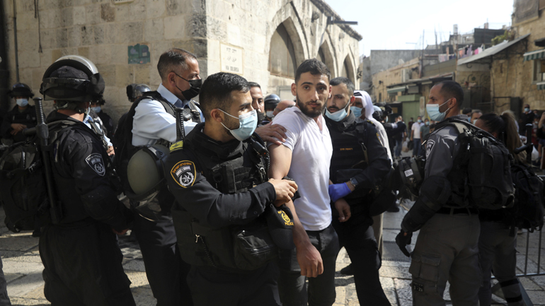 Ισραήλ: Διαδήλωση Παλαιστινίων κατά του Μακρόν – Τρεις συλλήψεις