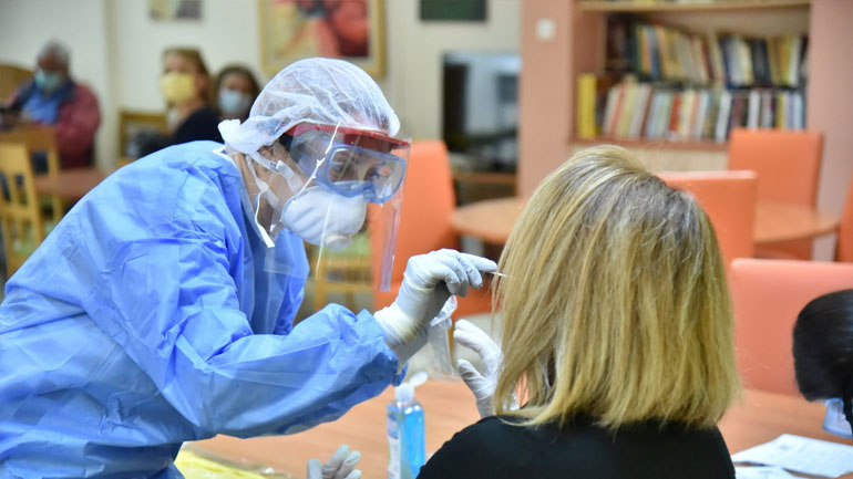 Κλιμάκια του ΕΟΔΥ έκαναν τεστ σε Γουμένισσα και νότια Ρόδο