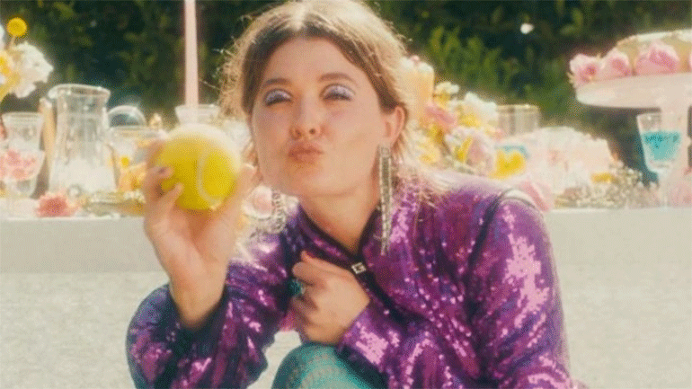 Ελ Φάνινγκ, Έμα Κόριν σκηνοθετούν για τη σειρά ταινιών #GucciAbsoluteBeginners