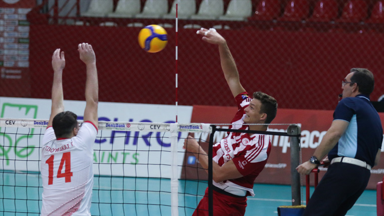 Βόλεϊ: Διά περιπάτου ο Ολυμπιακός, 3-0 σετ τον Φίλιππο Βέροιας