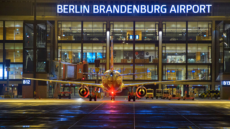Εγκαινιάζεται το νέο αεροδρόμιο του Βερολίνου