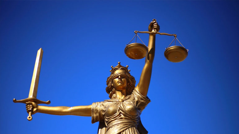 Κατά της αναστολής λειτουργίας των δικαστηρίων οι δικηγόροι