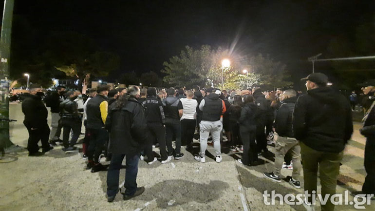 Θεσσαλονίκη: Συγκέντρωση κατά του lockdown στον Λευκό Πύργο