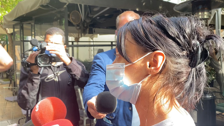 Αυτόπτες μάρτυρες μιλούν στο zougla.gr για την απρόκλητη αστυνομική βία στο Γαλάτσι Αυτόπτες μάρτυρες μιλούν στο zougla.gr για την απρόκλητη αστυνομική βία στο Γαλάτσι