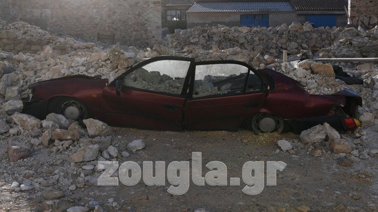 Οι κάτοικοι στη Σάμο προσπαθούν να επιστρέψουν σε μια κανονικότητα μετά τον σεισμό