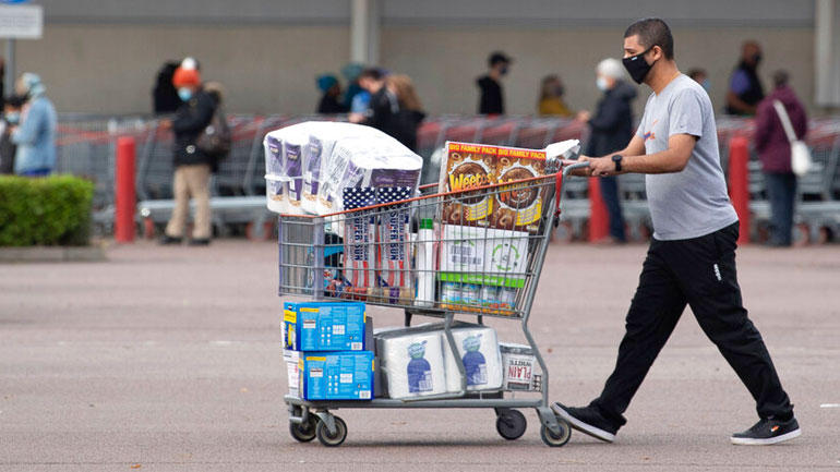 Γαλλία: Μόνο είδη πρώτης ανάγκης θα πουλάνε πλέον τα σούπερ μάρκετ