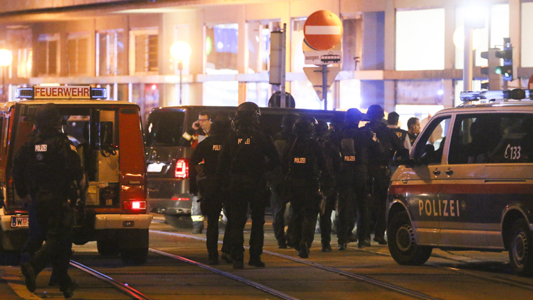 Γερμανία: Δεν πρέπει να υποχωρήσουμε μπροστά στο μίσος