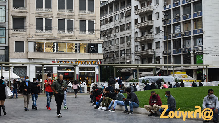 Στην πλατεία Ομονοίας την Τρίτη, έπειτα από την επιβολή των νέων μέτρων