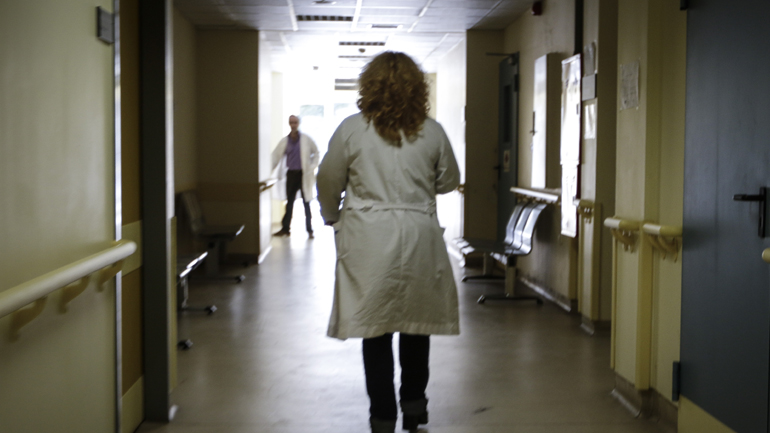 Αναστέλλονται οι άδειες του προσωπικού στις δομές υγείας με απόφαση Κικίλια