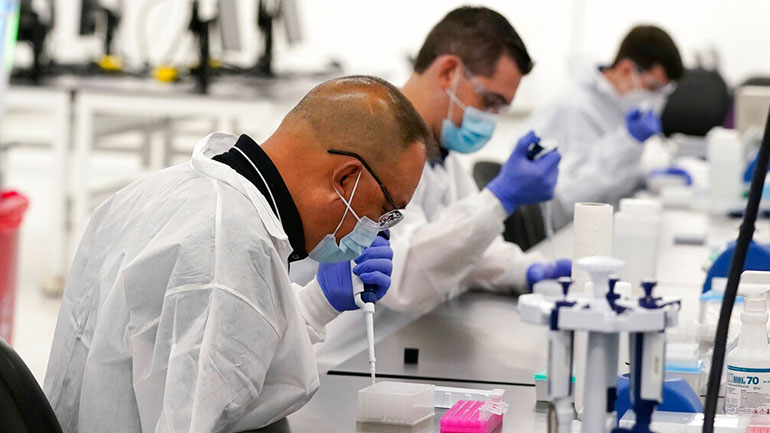 COVID-19: Ρεκόρ κρουσμάτων και νεκρών σε μία ημέρα στην Ουγγαρία