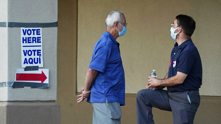 Ο Τζο Μπάιντεν προβλέπεται να κερδίσει την αμφίρροπη πολιτεία της Αριζόνα