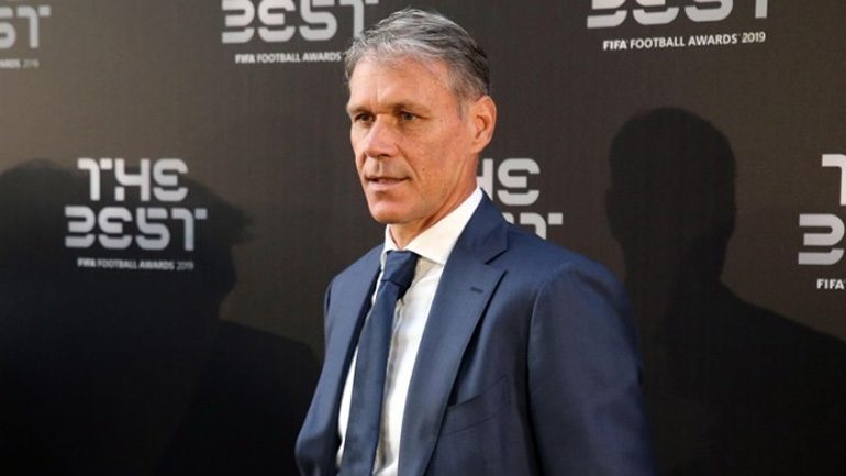 Κυκλοφορεί η αυτοβιογραφία του Φαν Μπάστεν