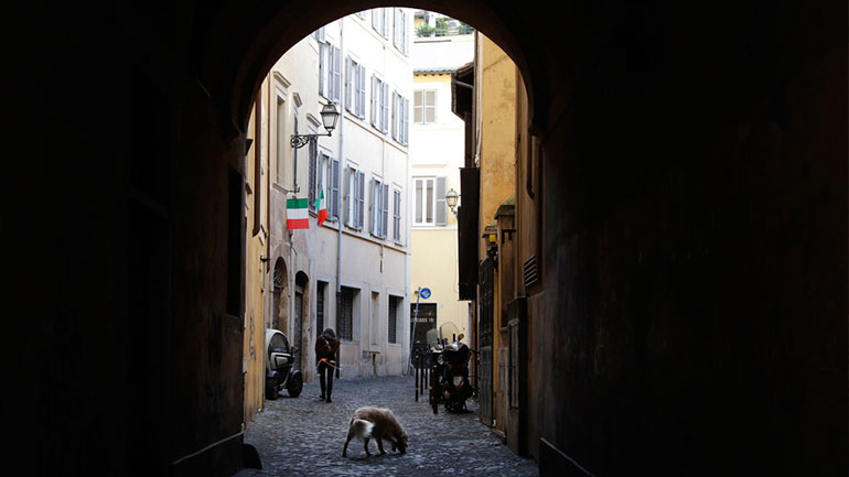 Ιταλία: Σε τρεις «ζώνες επικινδυνότητας» χωρίζεται η χώρα