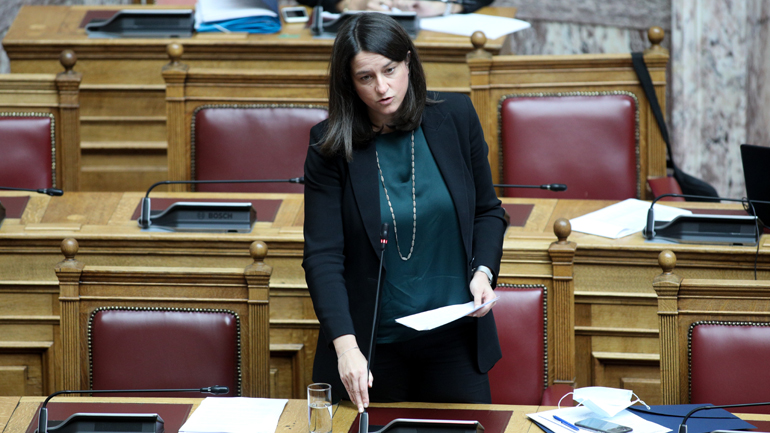 Κεραμέως: Έτοιμα μέχρι την άνοιξη του 2021 τα νέα προγράμματα σπουδών