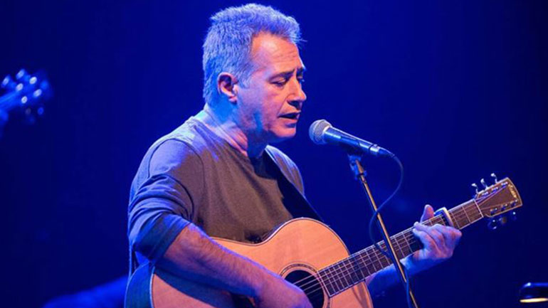 Ο Παντελής Θαλασσινός ζητά από τους τραγουδιστές που εμφανίζονται στην τηλεόραση να ζητούν αμοιβή