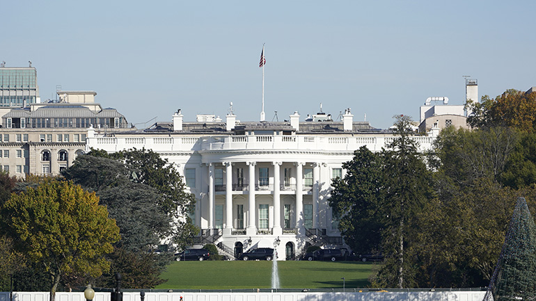 Η Ρωσία ελπίζει ότι στις ΗΠΑ θα αποφευχθούν οι μαζικές ταραχές μετά τις προεδρικές εκλογές