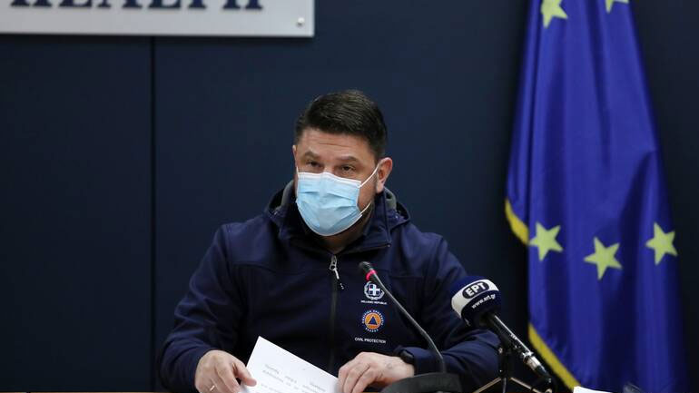 Στις 15:00 οι ανακοινώσεις Σταϊκούρα και στις 18:00 του Χαρδαλιά