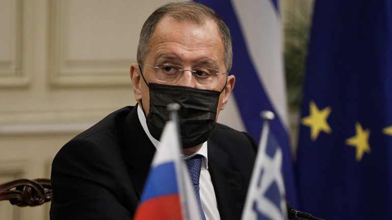 Κρούσματα κορωνοϊού σε αστυνομικούς μετά την επίσκεψη Λαβρόφ – Αναστάτωση και στη φρουρά Μητσοτάκη