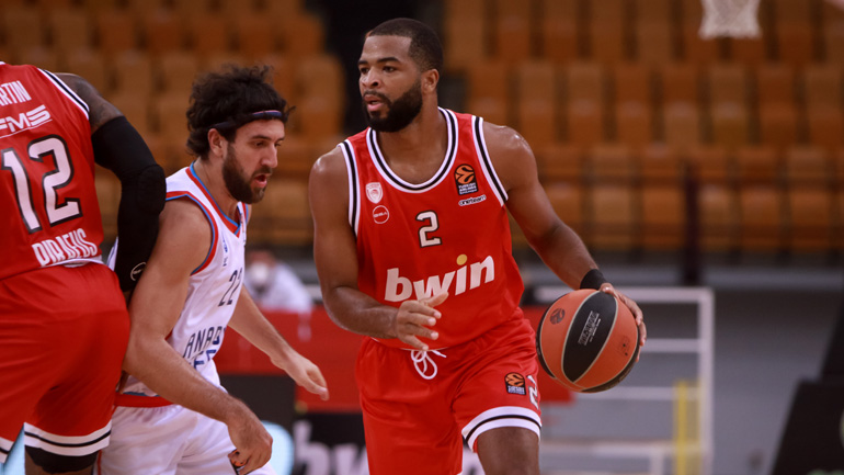 Ολυμπιακός: Γλίτωσε τα χειρότερα ο Χάρισον