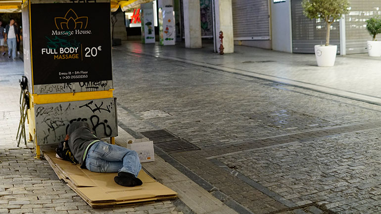 Θεσσαλονίκη: Ξεκίνησε η καταγραφή των αστέγων ενόψει του χειμώνα από τη Δημοτική Αστυνομία