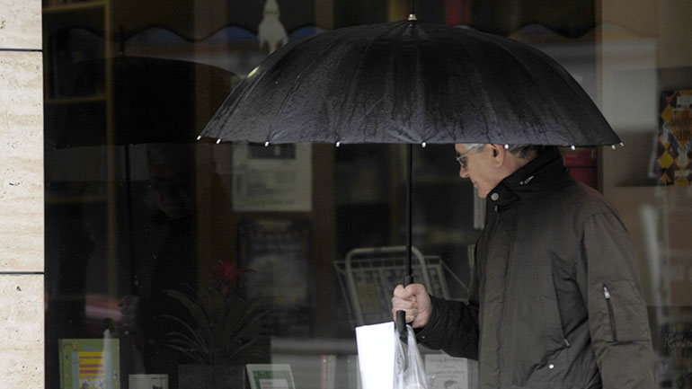 Έρχονται βροχές σε αρκετές περιοχές και θυελλώδεις βοριάδες στο Αιγαίο