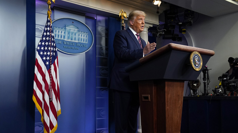 Τραμπ: Ο Τζο Μπάιντεν δεν πρέπει να ανακηρύξει «παράνομα» τον εαυτό του νικητή των εκλογών