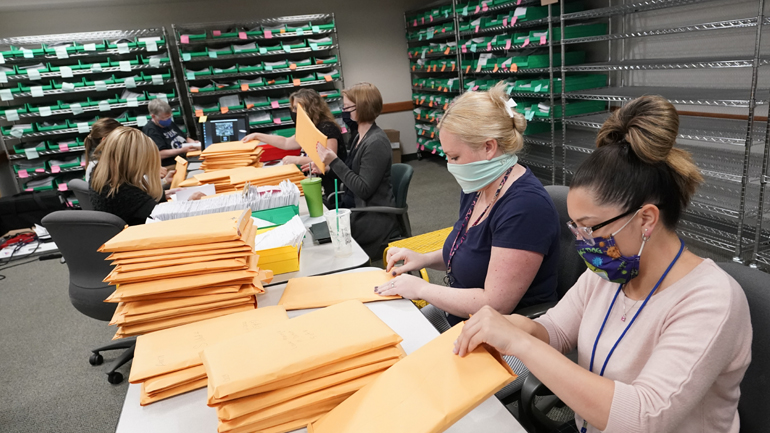 Διευρύνει το προβάδισμά του στην Πενσιλβάνια ο Τζο Μπάιντεν