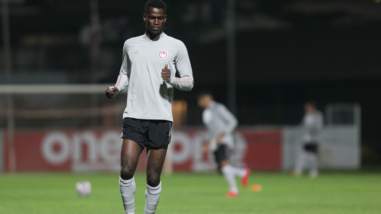 Ολυμπιακός: Ξεπέρασε τον κορωνοϊό ο Μπα