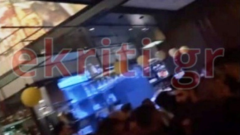 Ηράκλειο: Το αδιαχώρητο στα μπαρ λίγο πριν το lockdown