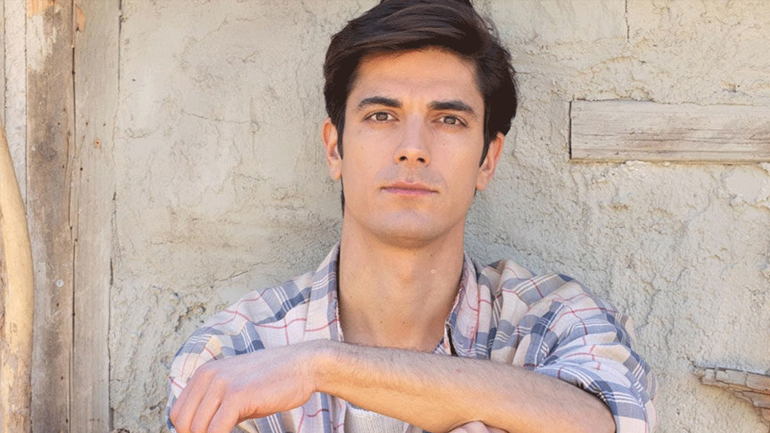 Δημήτρης Γκοτσόπουλος για Άγριες Μέλισσες: «Αν ήμουν ο Λάμπρος την Ελένη θα την είχα κλέψει»