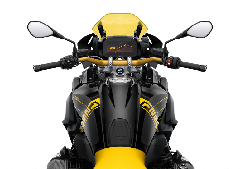 Η TFT οθόνη των 6,5'' είναι έγχρωμη και προσφέρει πολυάριθμες πληροφορίες στον αναβάτη.