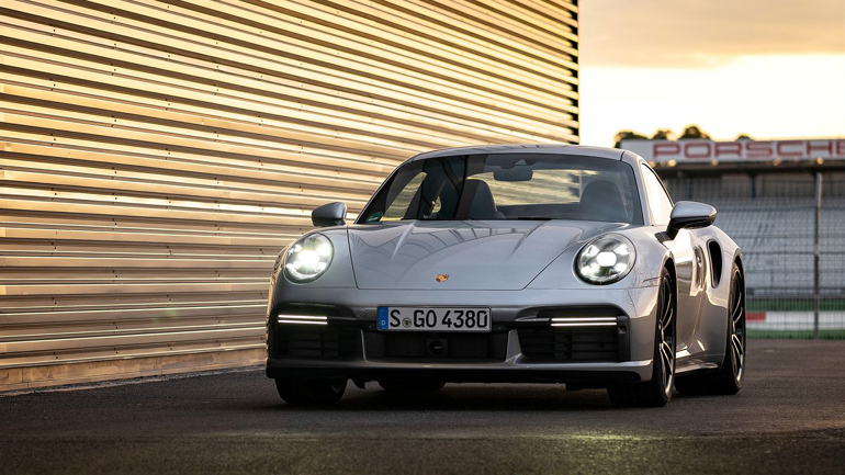 Έρχεται η υβριδική Porsche 911