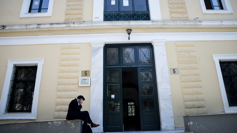 Lockdown: Πως θα μετακινηθούμε σε δικαστήρια, συμβολαιογράφους και δικηγόρους