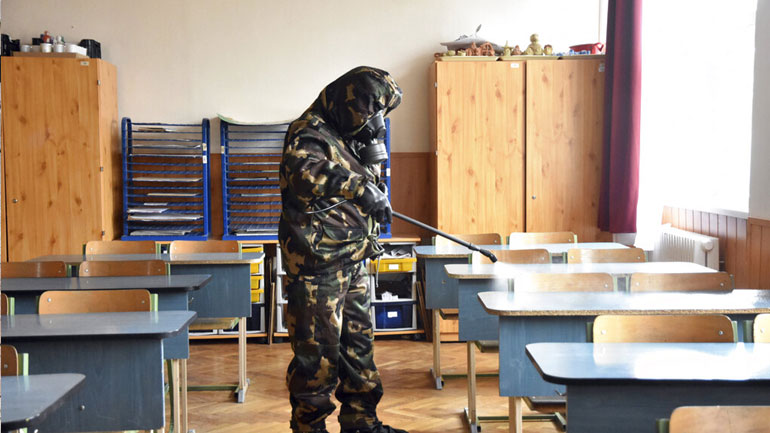 Κορωνοϊός: Ένωση δασκάλων στην Ουγγαρία καλεί τους γονείς να κρατήσουν τα παιδιά τους στο σπίτι