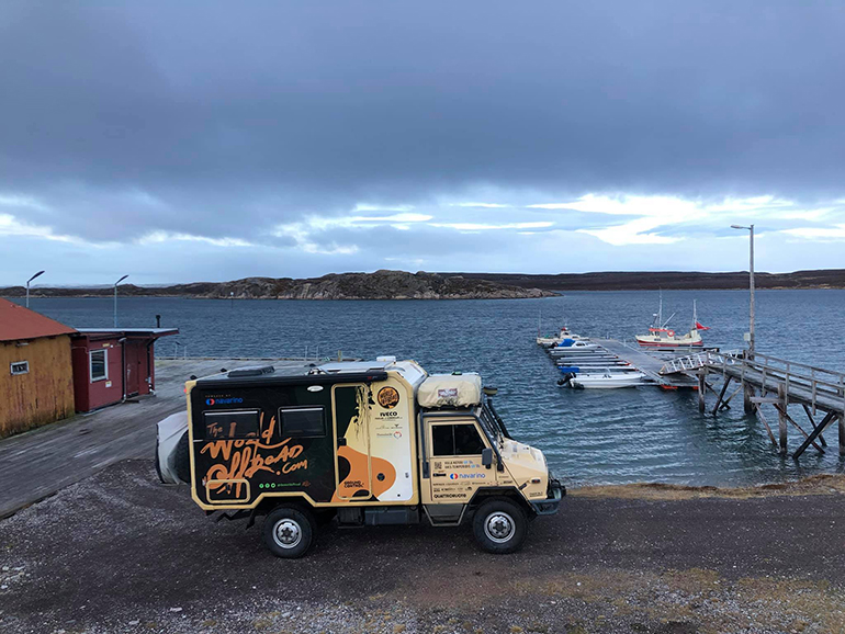 Στο βορειότερο άκρο της Ευρώπης βρίσκεται η οικογένεια Τεμπερίδη και συνεχίζει το μεγάλο της ταξίδι...