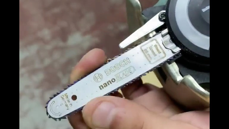 Το μίνι αλυσοπρίονο