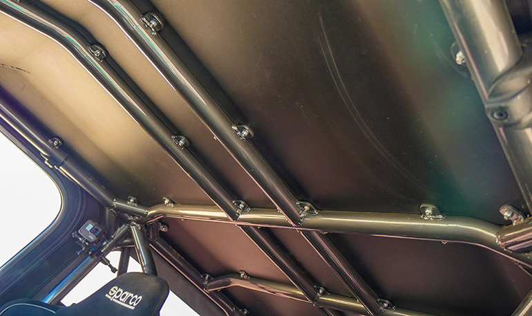 Roll cage παντού για... παν ενδεχόμενο