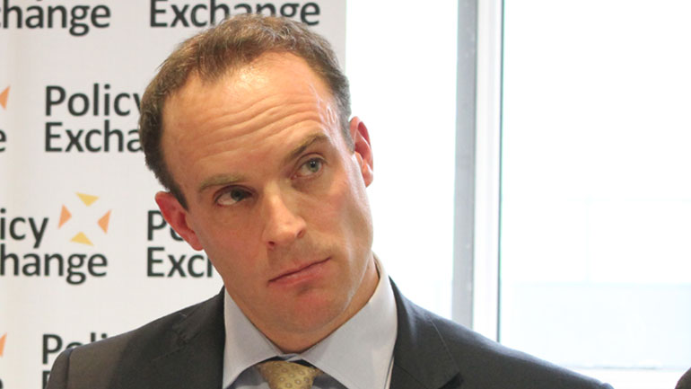 Το Λονδίνο απελαύνει δύο Λευκορώσους διπλωμάτες σε αντίποινα για την απέλαση δύο διπλωματών του από το Μινσκ