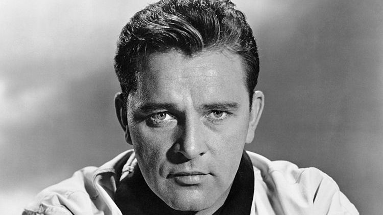 Σαν σήμερα γεννήθηκε ο Ρίτσαρντ Μπάρτον